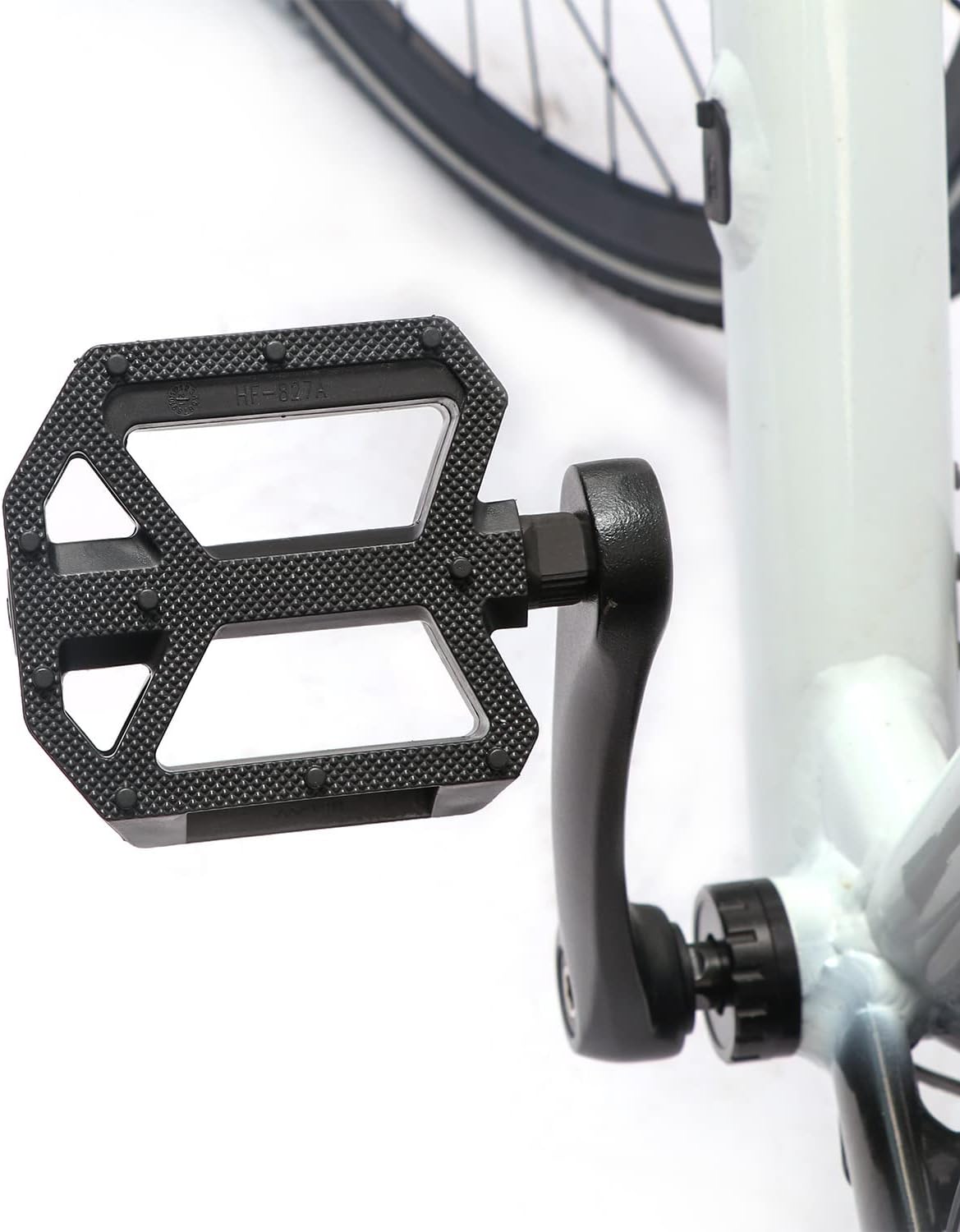 Aluminum Flat Bike Pedals 9/16 Inch With Reflectors - 3 Sealed Bearings